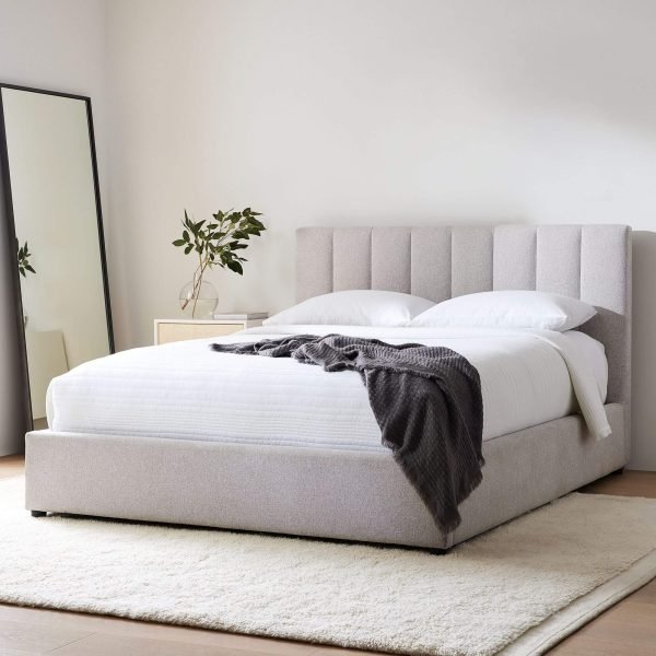 Emmett Tufted Bed