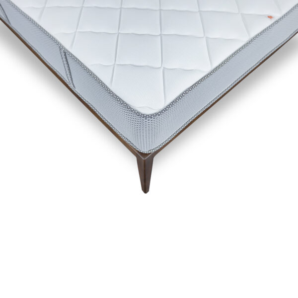 breathable plush mattress Dubai UAE design