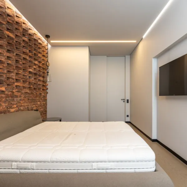 Firm hotel style Euro Top mattress Dubai
