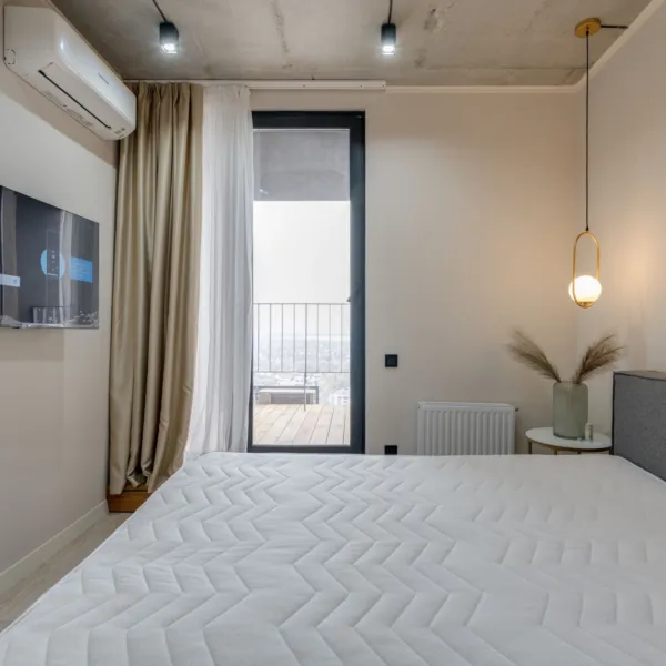Hotel style firm Tight Top mattress Dubai
